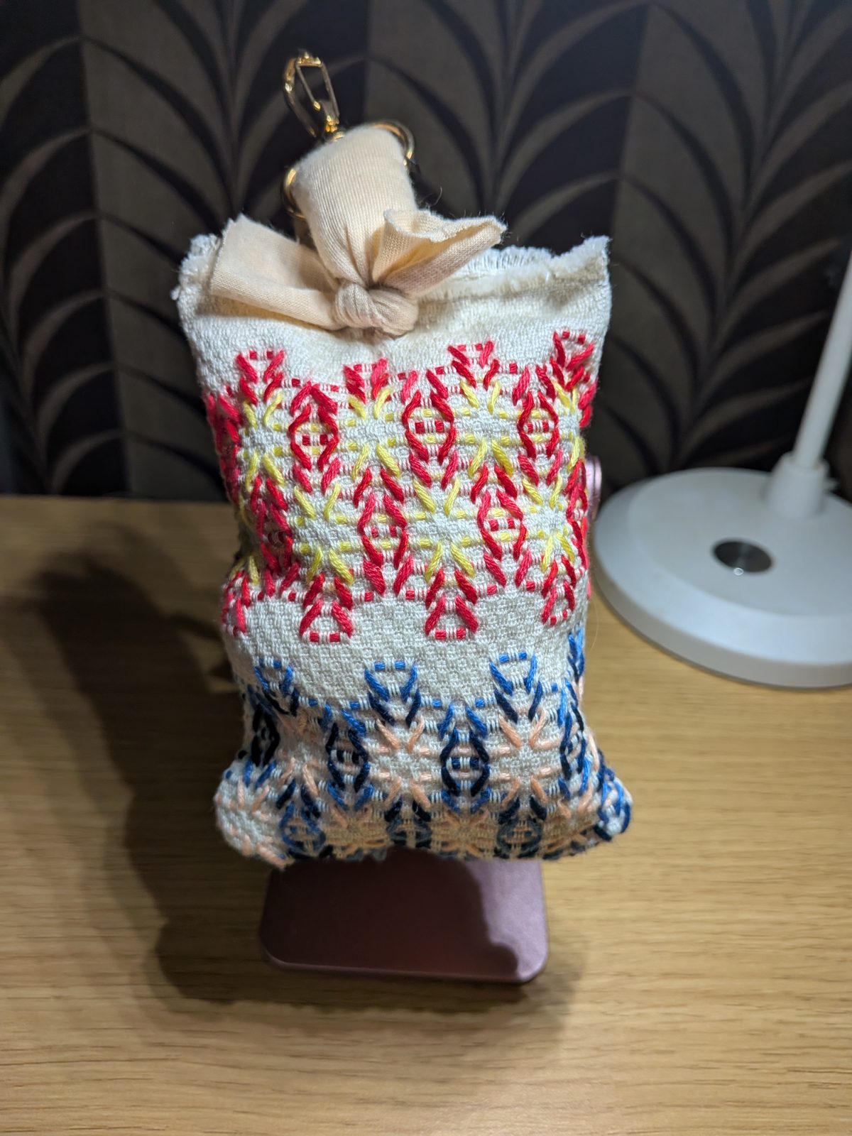お守りキーホルダー