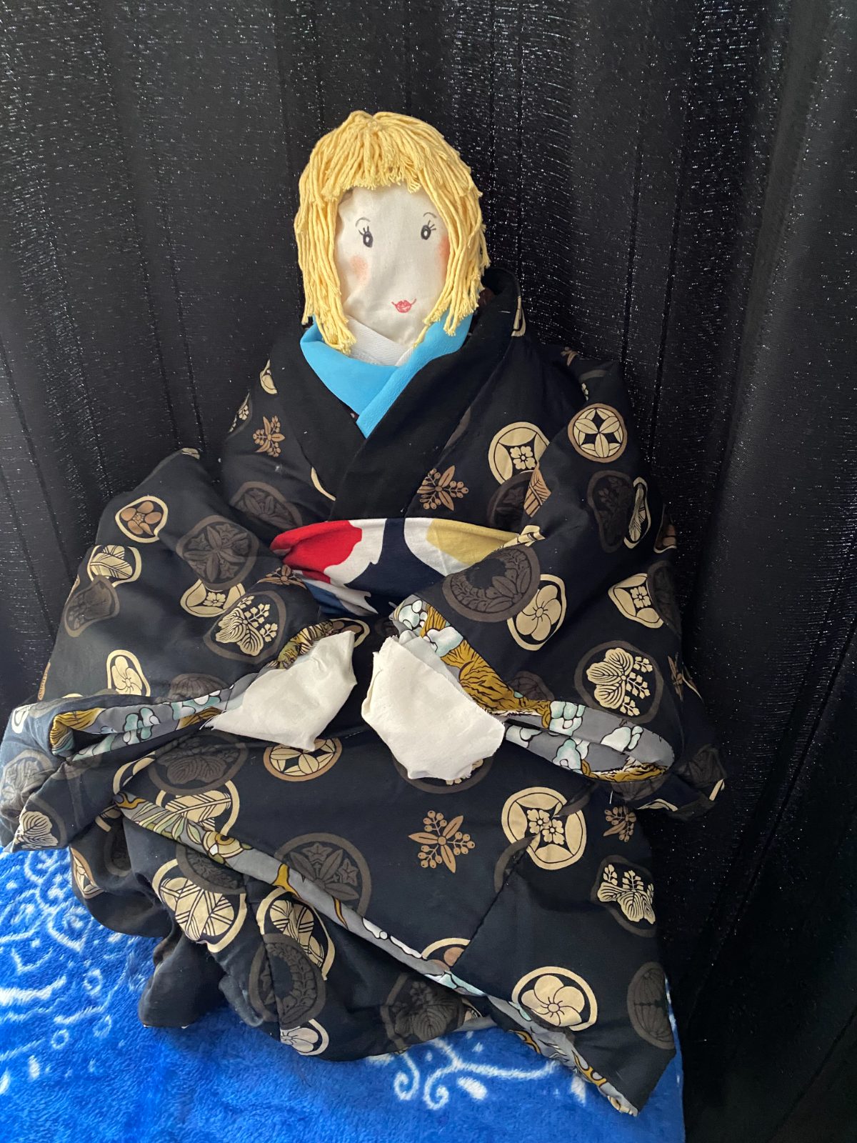 金髪の市松